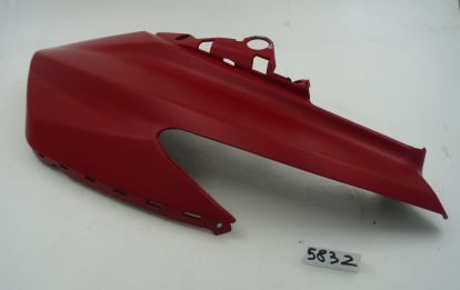 Накладка (наклейка) на топливный бак правая Riva RX (NEAM008WFE00)